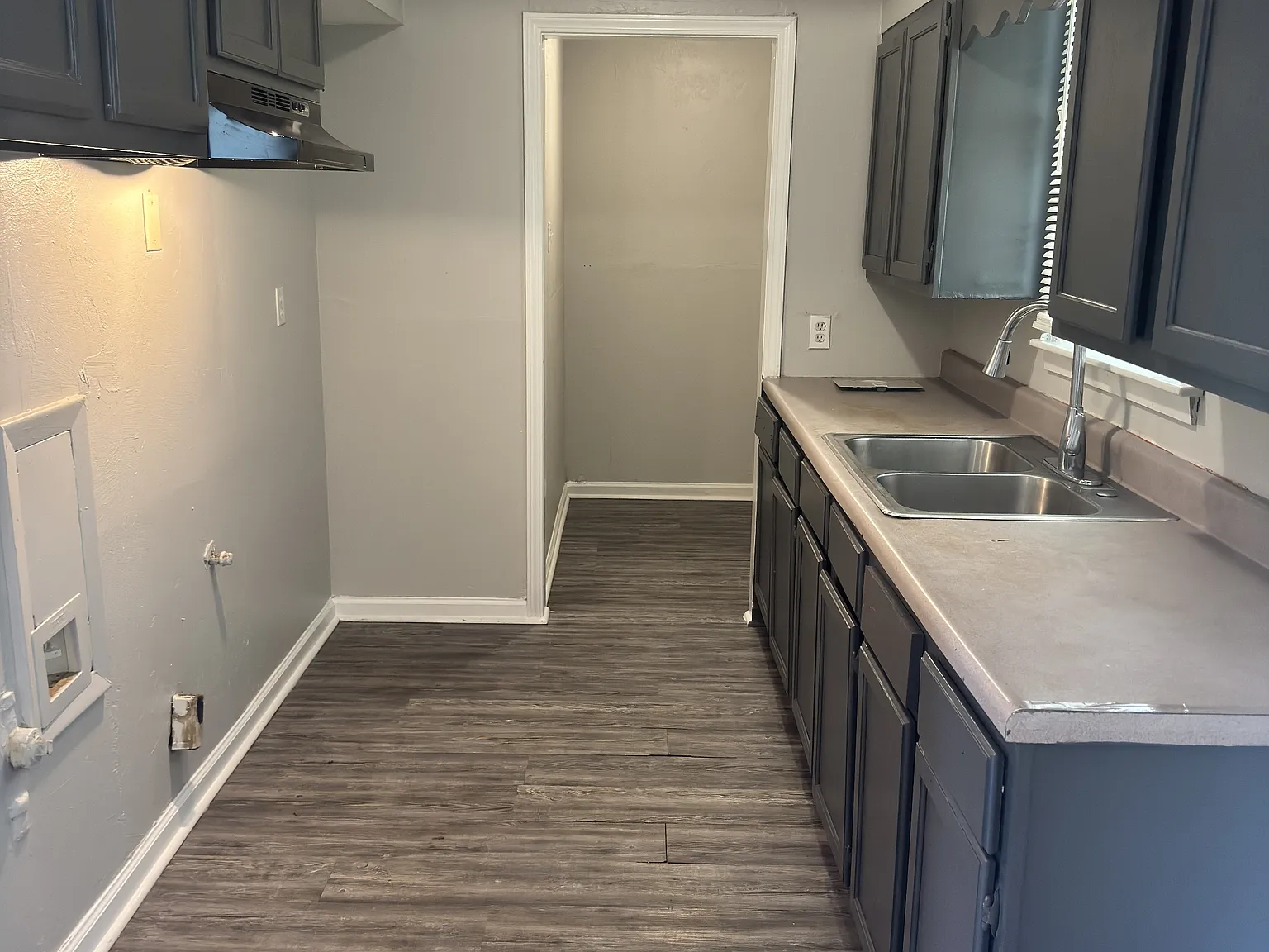 4742 Violet Avenue - 1 — Photo 2
