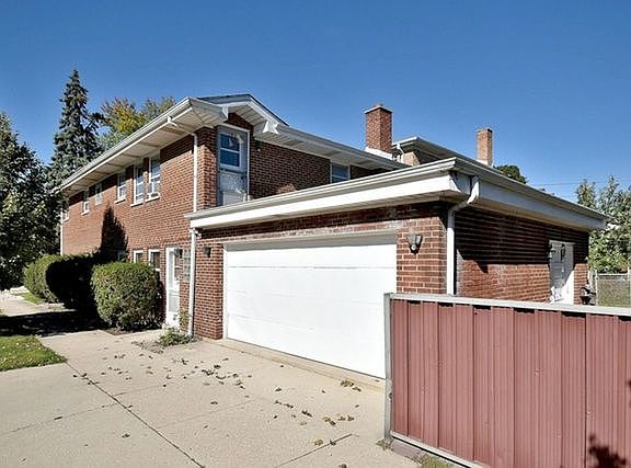 3rd image of 1247 Cuyler Ave