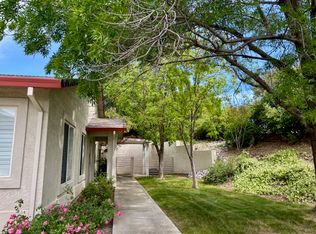 744 Stonebriar Trl, Redding, CA 96003