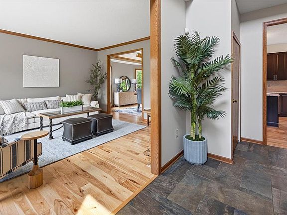 4th image of 5147 Pinckneya Dr