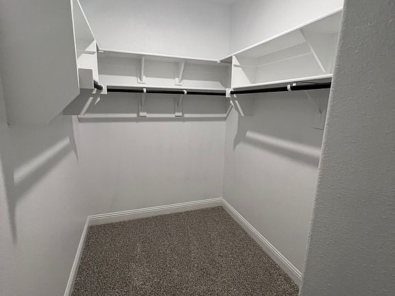 3rd image of 724 Santa Lucia Dr
