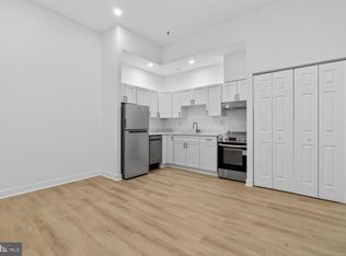 Hillside, Washington, DC 20009