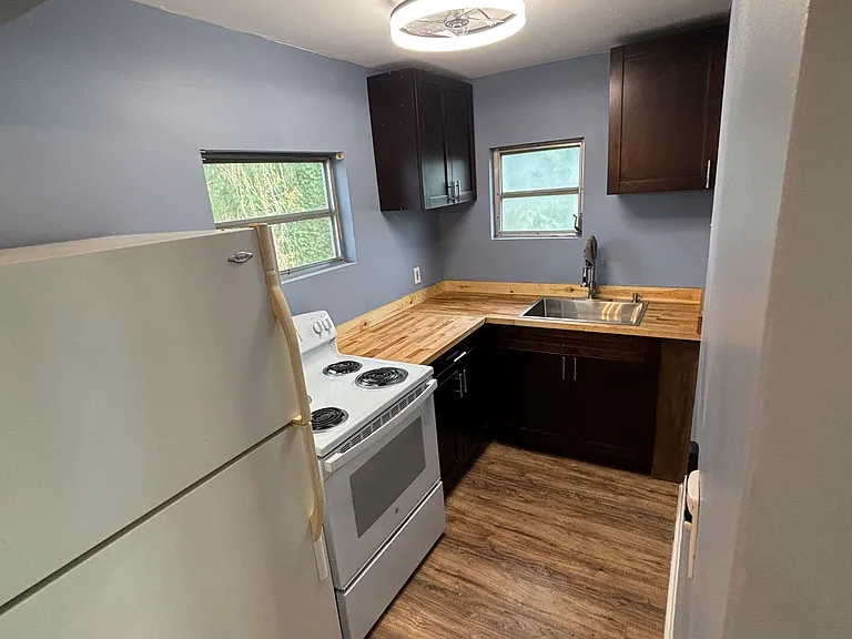 506 E Osborne Ave #B — Photo 5