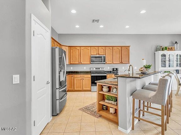 3rd image of 7802 E Treetop Rd