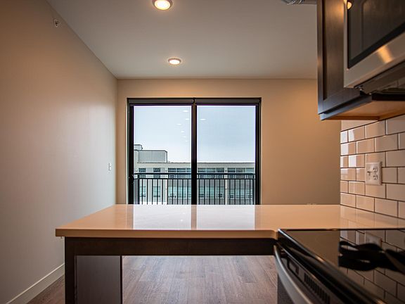 5th image of 400 W River Dr #314