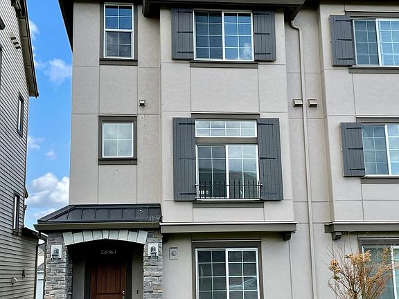 2nd image of 28464 SW Villebois Dr N