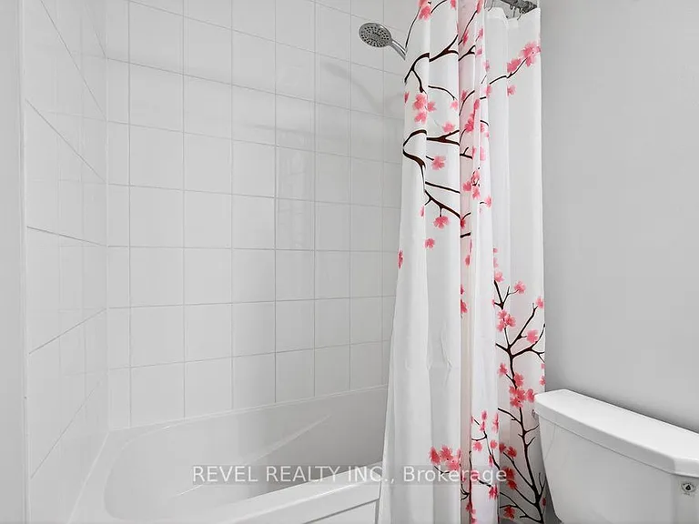 150 Oak Park Blvd #503 — Photo 26