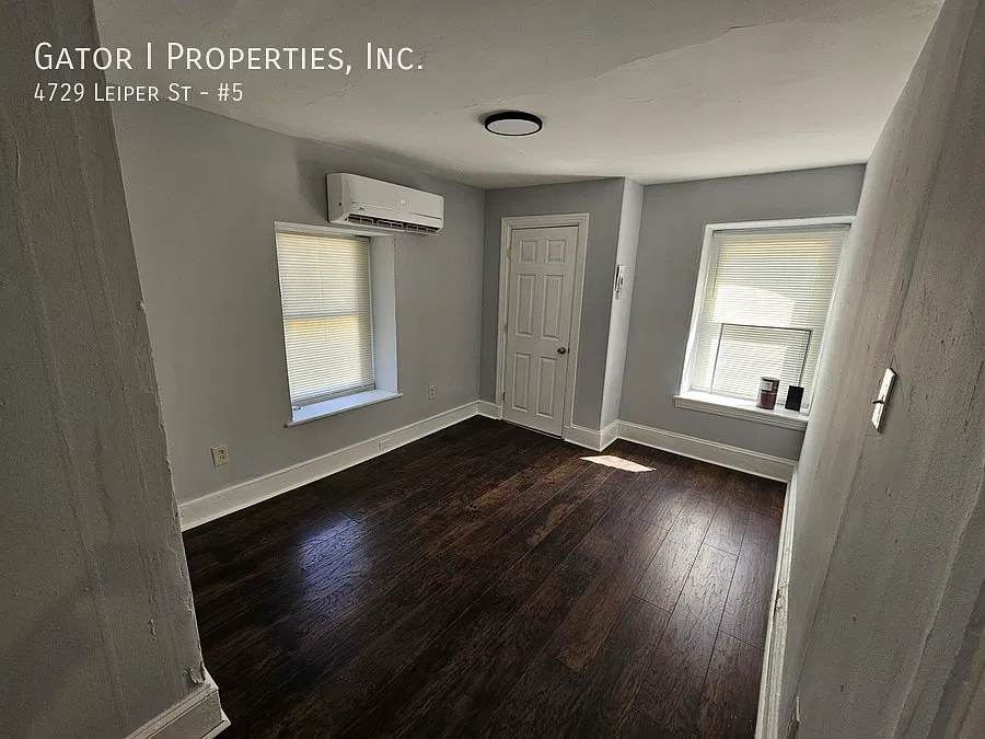 Large 1 Bedroom Apartment For Rent — Photo 4