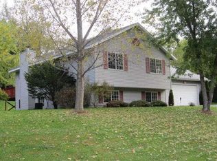 N7036 Sunrise Ln, Holmen, WI 54636