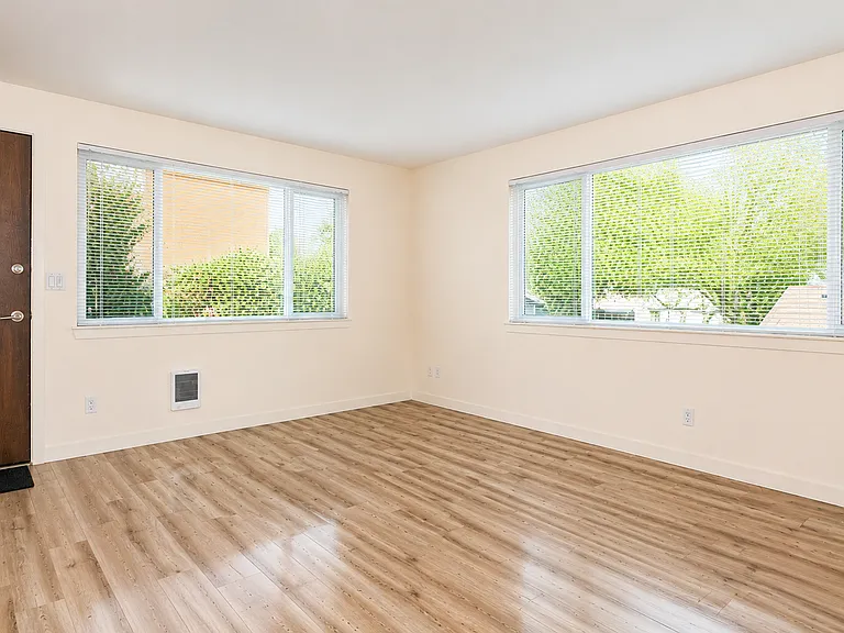 24th Ave NW - Located in Vibrant Ballard — Photo 23