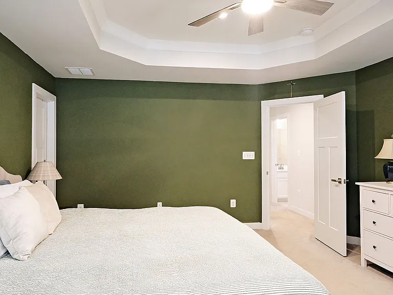 4304 Sunset Dr — Photo 9