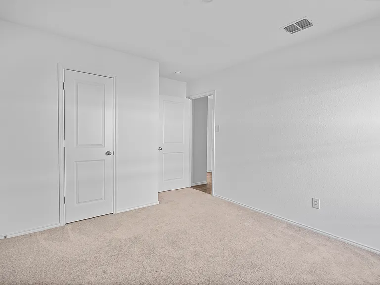 1436 Mahogany Ln — Photo 14