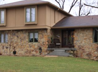 340 Green Hills Ct, Greenwood, IN