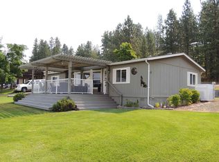 323 Airport Way, Seven Bays, WA 99122
