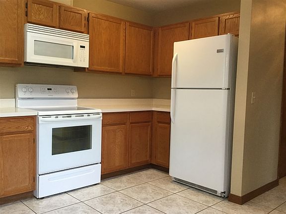 5th image of 3300 Windy Wood Dr