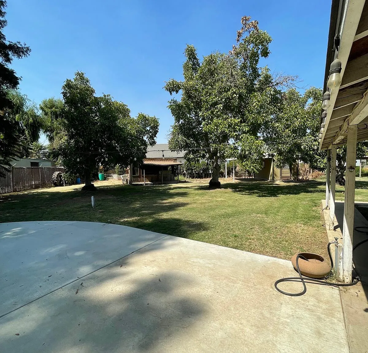 18382 Avenue 296 - B — Photo 2