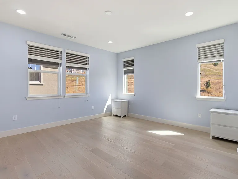 4013 Bothrin St — Photo 13