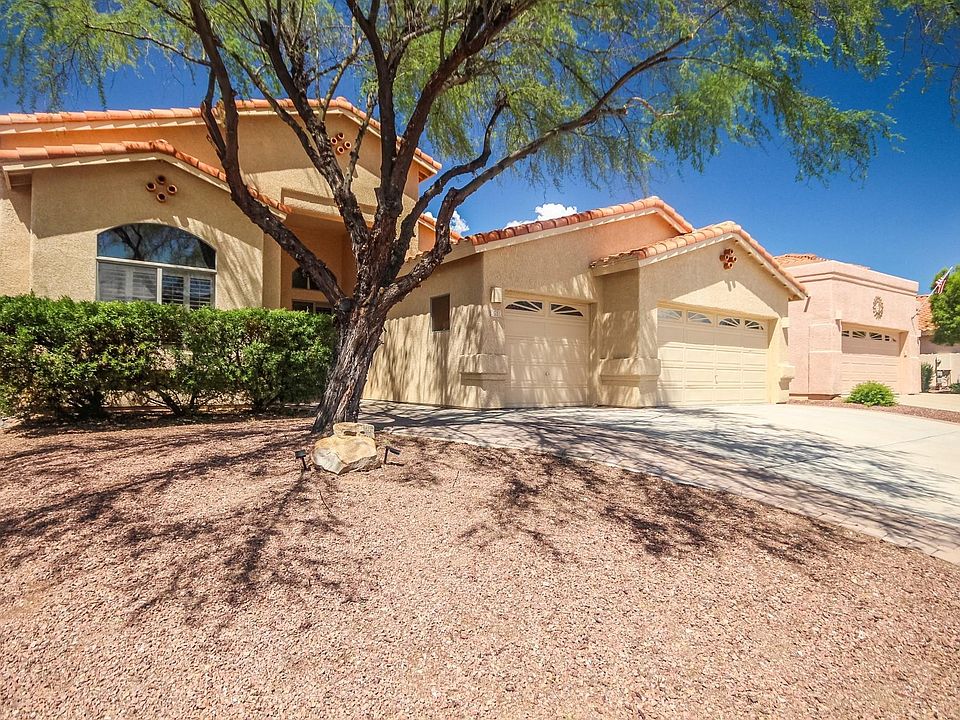 1st image of 650 W Sendero Claro