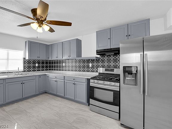 5th image of 2105 Wengert Ave