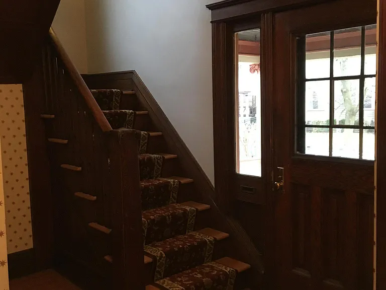 840 Harvard St — Photo 7