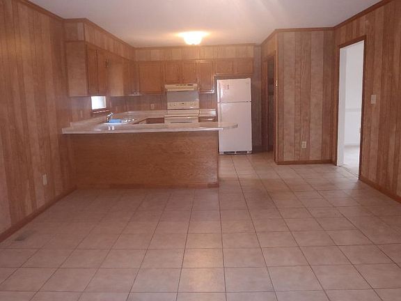 Kitchen & Dinning room