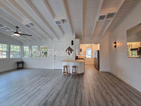 5th image of 2608 Horseshoe Dr