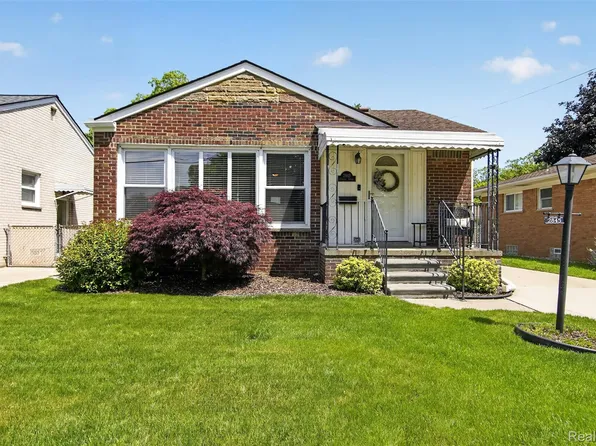 2845 Cornell St, Dearborn, MI 48124