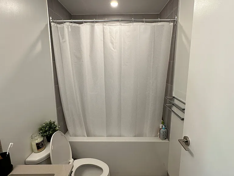 1000 Portage Pkwy #911 — Photo 14