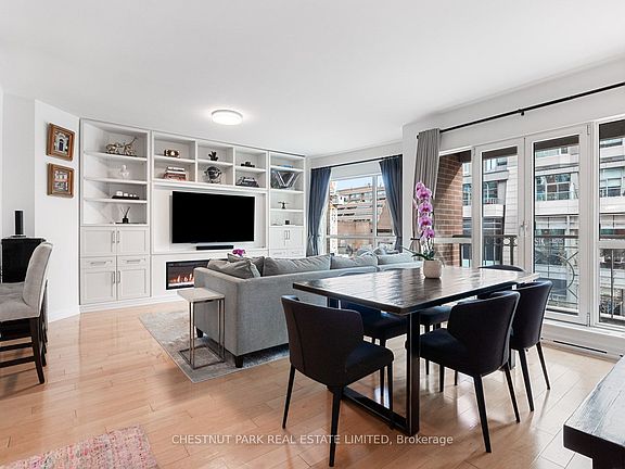 3rd image of 38 Avenue Rd #304