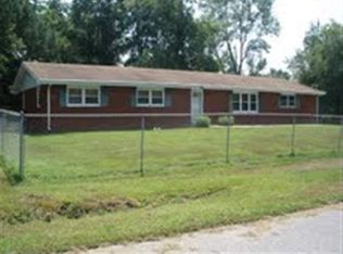 2426 Windy Hill Ln, Cape Girardeau, MO 63701