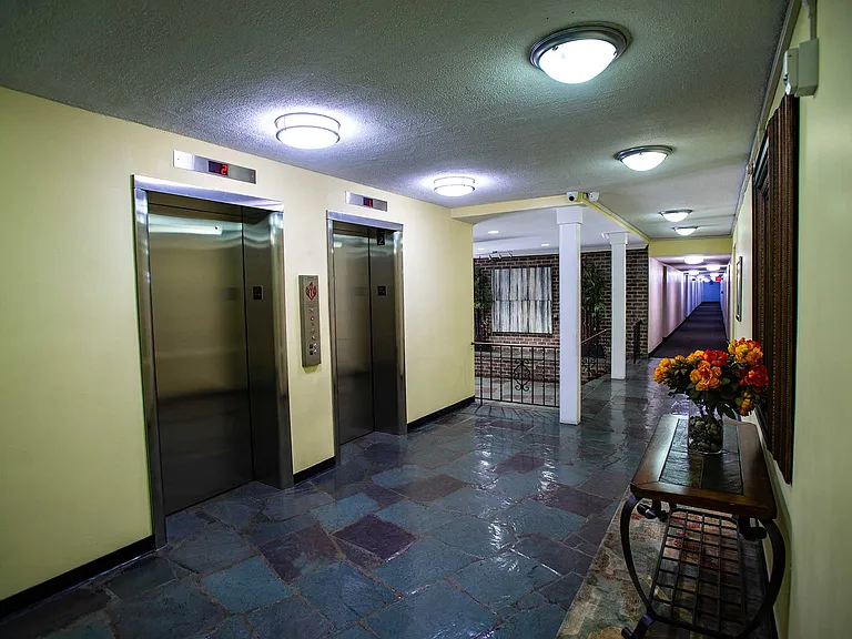 Silver Spring House Elevator Bay