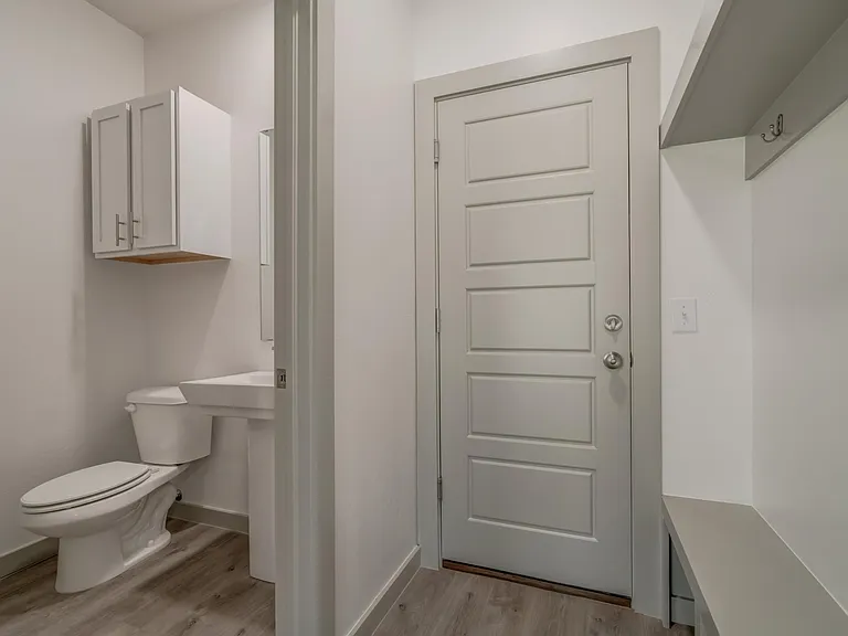 13518 Vinita Dr #13518 — Photo 18