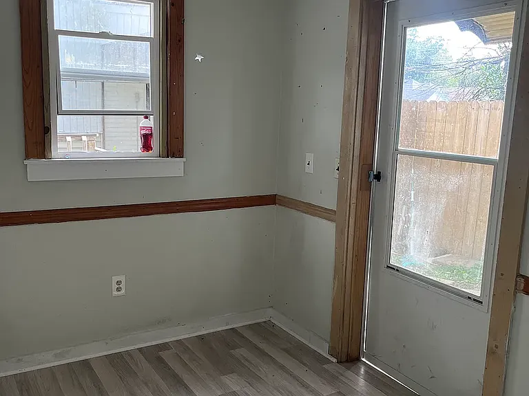 500 Montana Ave — Photo 16