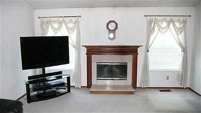 2nd image of 530 Hampton Dr