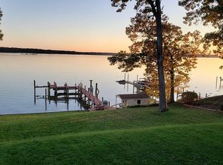5837 River Dr, Lorton, VA 22079