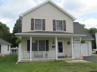 6 Bennington Ave, Mechanicville, NY 12118
