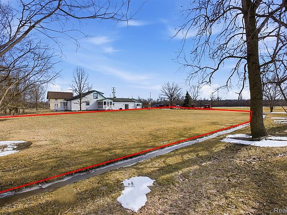 5th image of 21301 Woodruff Rd