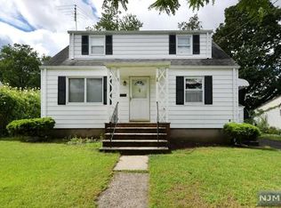 200 Zuber Pl, Maywood, NJ 07607