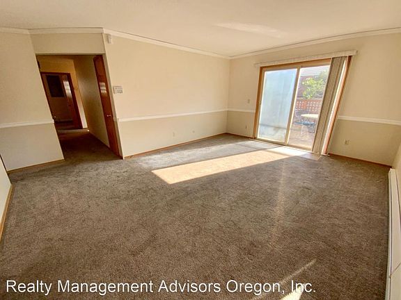 3rd image of 1517 NE 22nd Ave #9auexk2pp