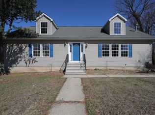 605 Neck Rd, Burlington, NJ 08016