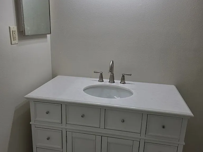 5015 Darlington Rd — Photo 11