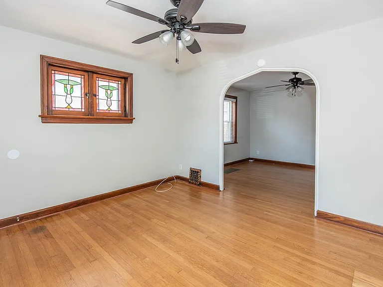 5404 Robert Ave — Photo 2