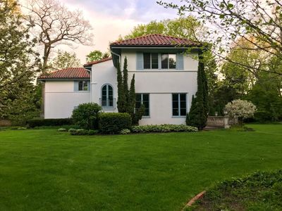 1220 Elm Tree Rd, Lake Forest, IL, 60045