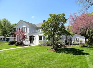 36 Kane St, Geneva, IL 60134