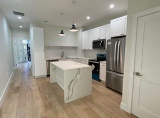 1693 Beacon St #U-1A, Brookline, MA 02445