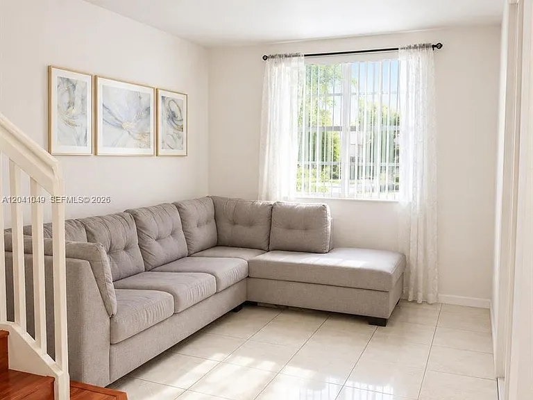 1398 NE 33rd Ave — Photo 13