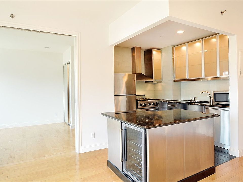 1st image of 187 Bridge St #8C