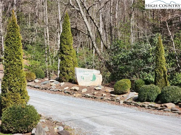 Lot 6 Wolf Den Lane, Blowing Rock, NC 28645