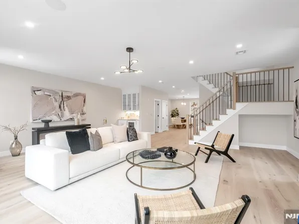 188 Broadway #6, Woodcliff Lake, NJ 07677