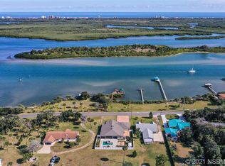 914 S Riverside Dr, Edgewater, FL 32132